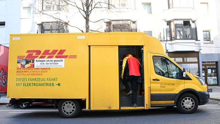 DHL tăng cường nhân lực và nguồn lực trước mùa Giáng sinh