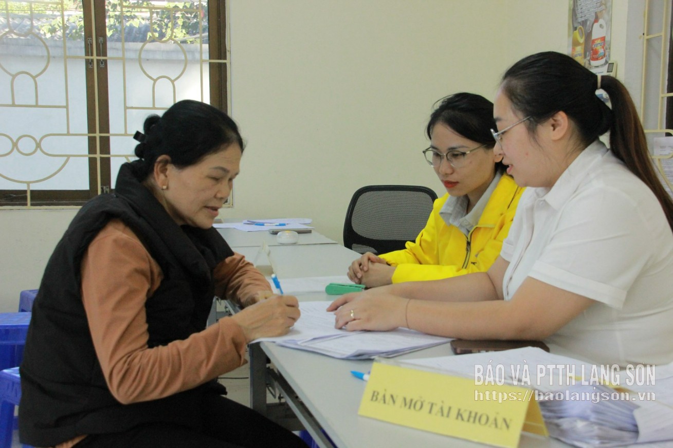 Tổng hợp báo chí ngành Bưu điện ngày 21/11/2025