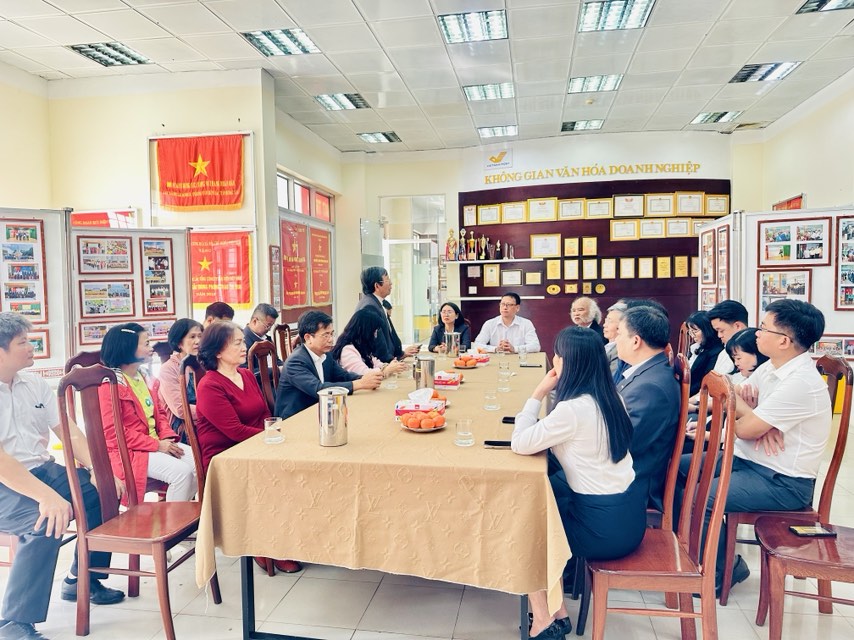 Gặp mặt nguyên cán bộ lãnh đạo và Ban Liên lạc hưu trí Bưu điện tỉnh Đắk Lắk - Phú Yên