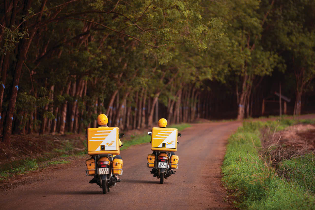 Giảm gánh nặng xăng xe, lực lượng phát thêm động lực nâng cao chất lượng dịch vụ