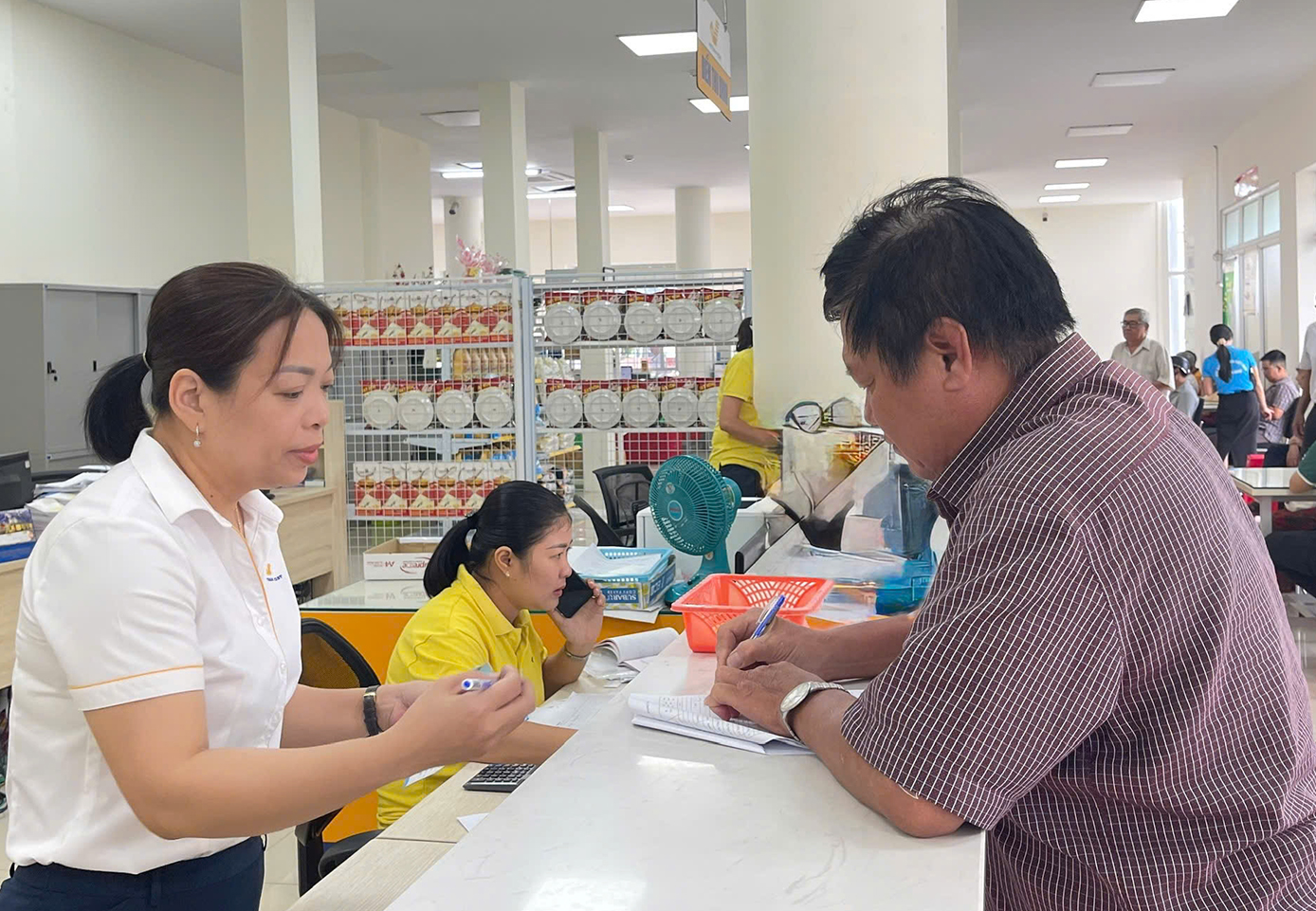 Tổng hợp báo chí ngành Bưu điện ngày 16/04/2026