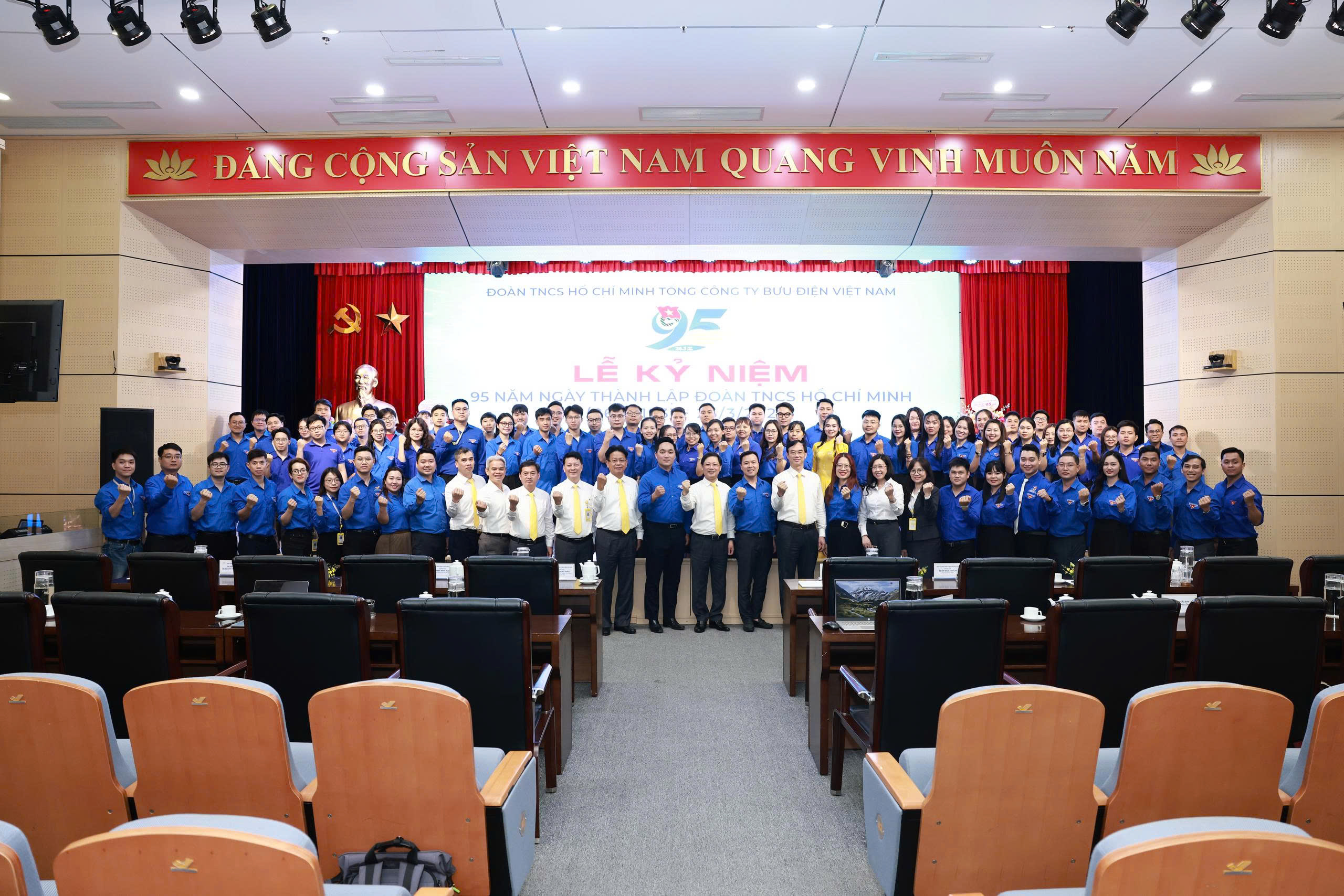 Từ “tham gia” đến “tạo ra giá trị” - Giải pháp nâng cao hiệu quả công tác Đoàn trong bảo vệ nền tảng tư tưởng của Đảng thời kỳ mới