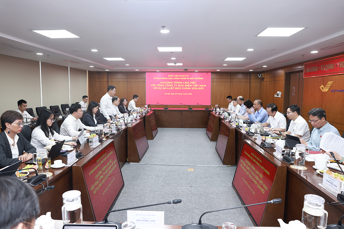 Đoàn khảo sát của Ủy ban Khoa học, Công nghệ và Môi trường làm việc tại Tổng công ty Bưu điện Việt Nam