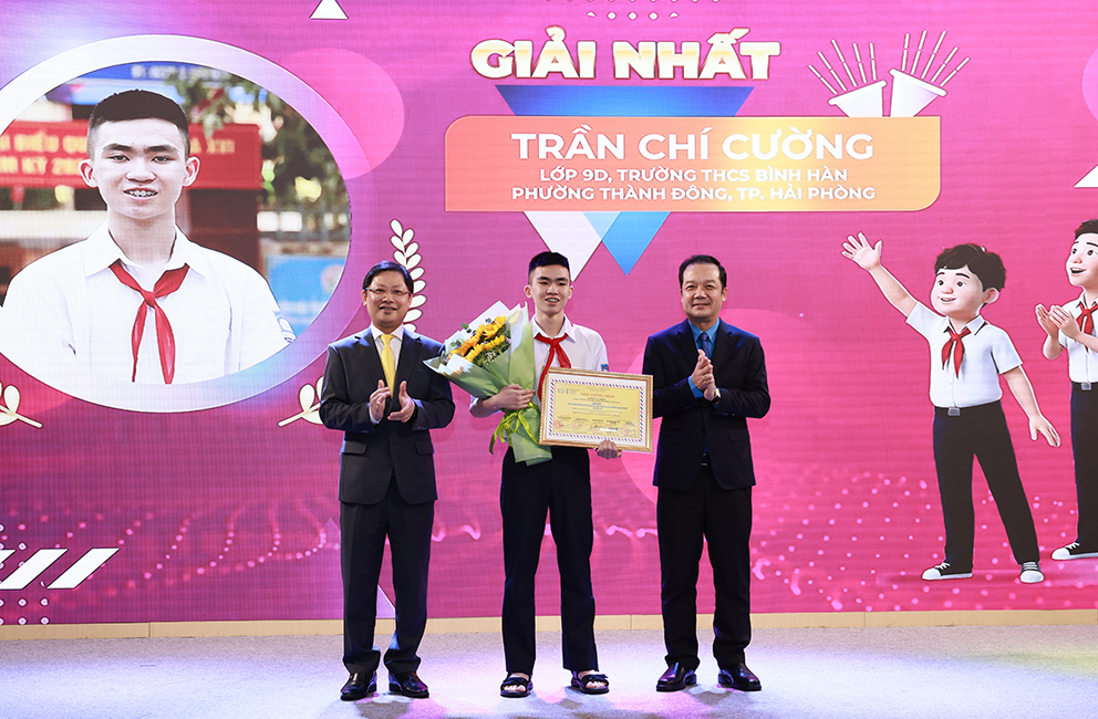 Trao giải cuộc thi viết thư quốc tế UPU năm 2026