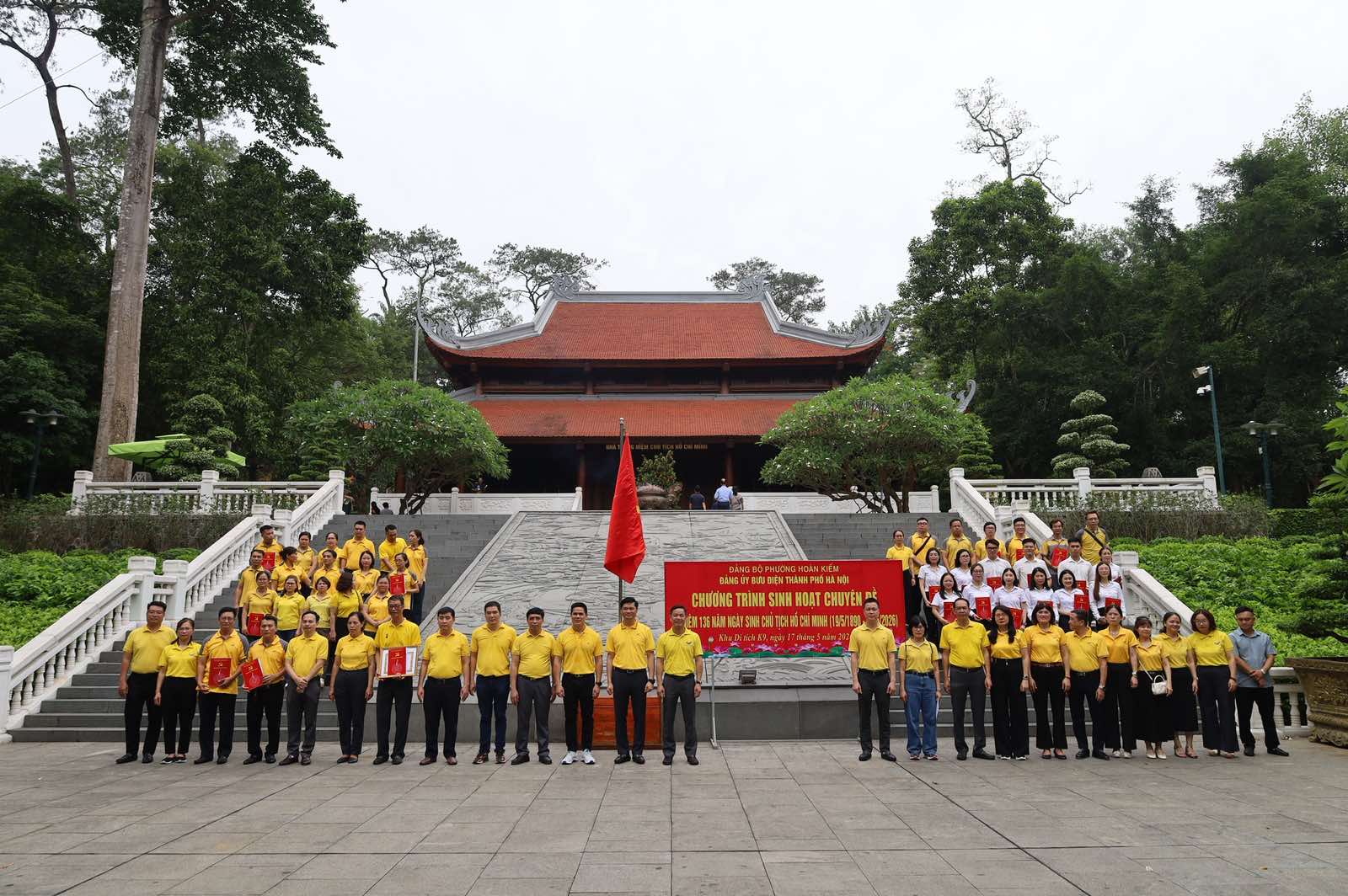 Đảng ủy Bưu điện TP Hà Nội tổ chức sinh hoạt chuyên đề kỷ niệm 136 năm Ngày sinh Chủ tịch Hồ Chí Minh