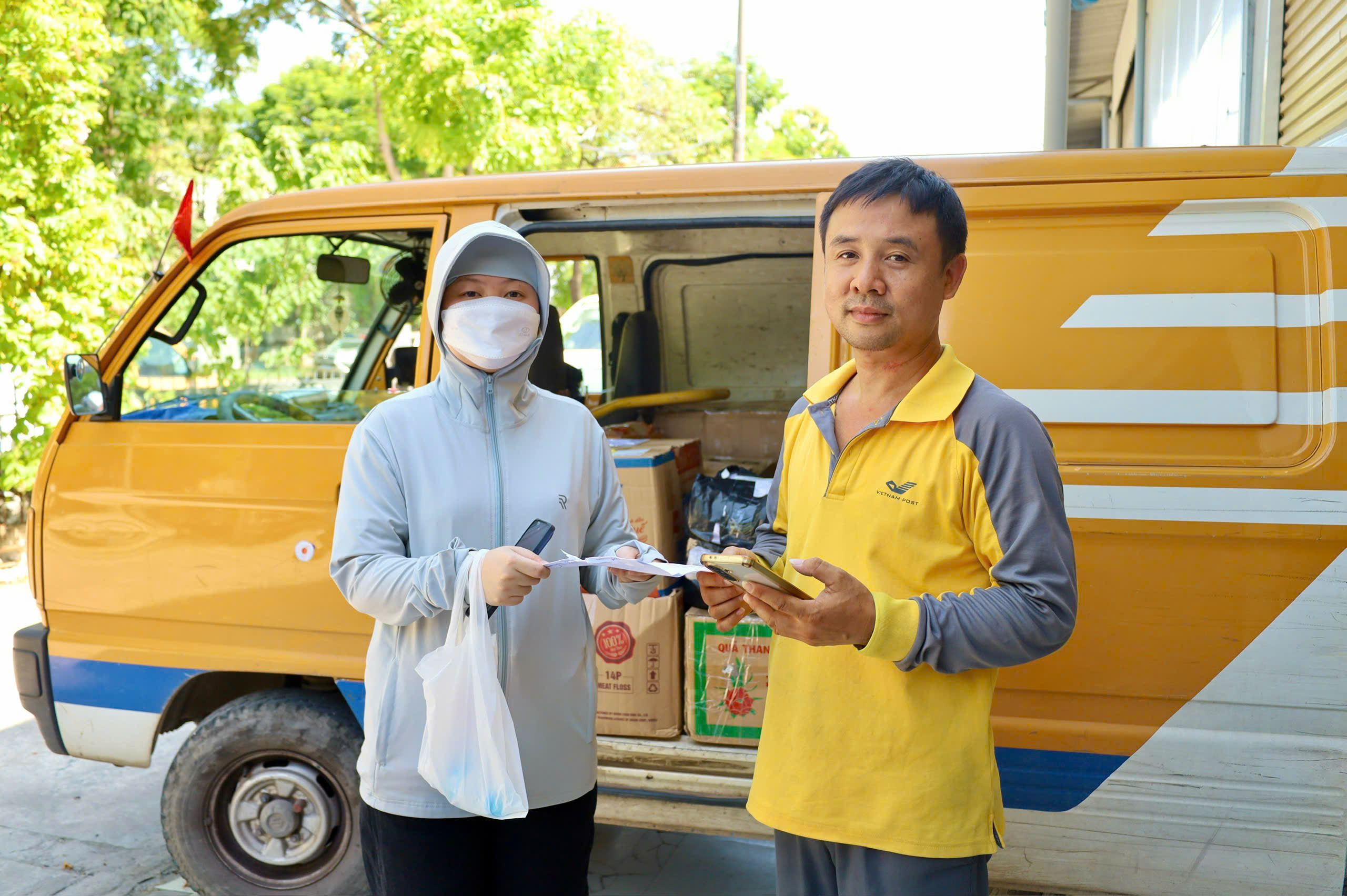 Đồng lòng, quyết tâm giữ nhịp phát hàng cuối tuần, nâng cao chất lượng dịch vụ