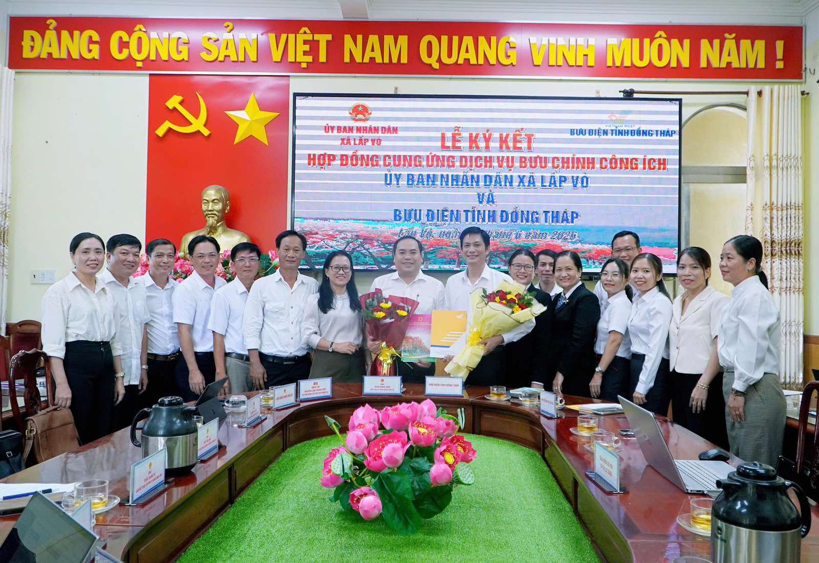 Bưu điện tỉnh Đồng Tháp đồng hành cùng UBND xã Lấp Vò nâng cao chất lượng phục vụ hành chính công