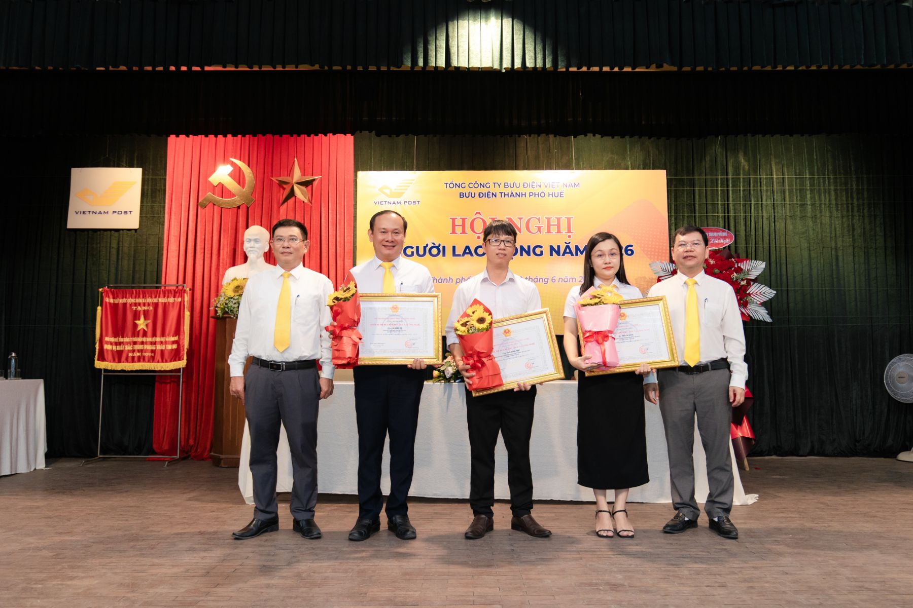 Bưu điện thành phố Huế tổ chức Hội nghị Người lao động năm 2026 và sơ kết công tác 5 tháng đầu năm