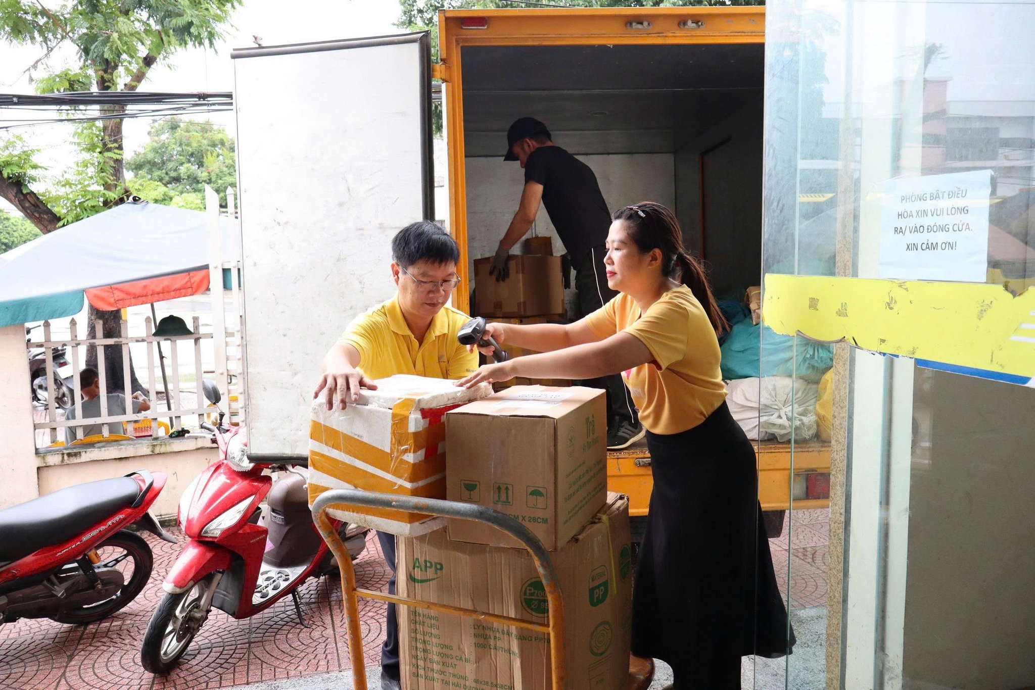 Tổng hợp báo chí ngành Bưu điện ngày 24/06/2026