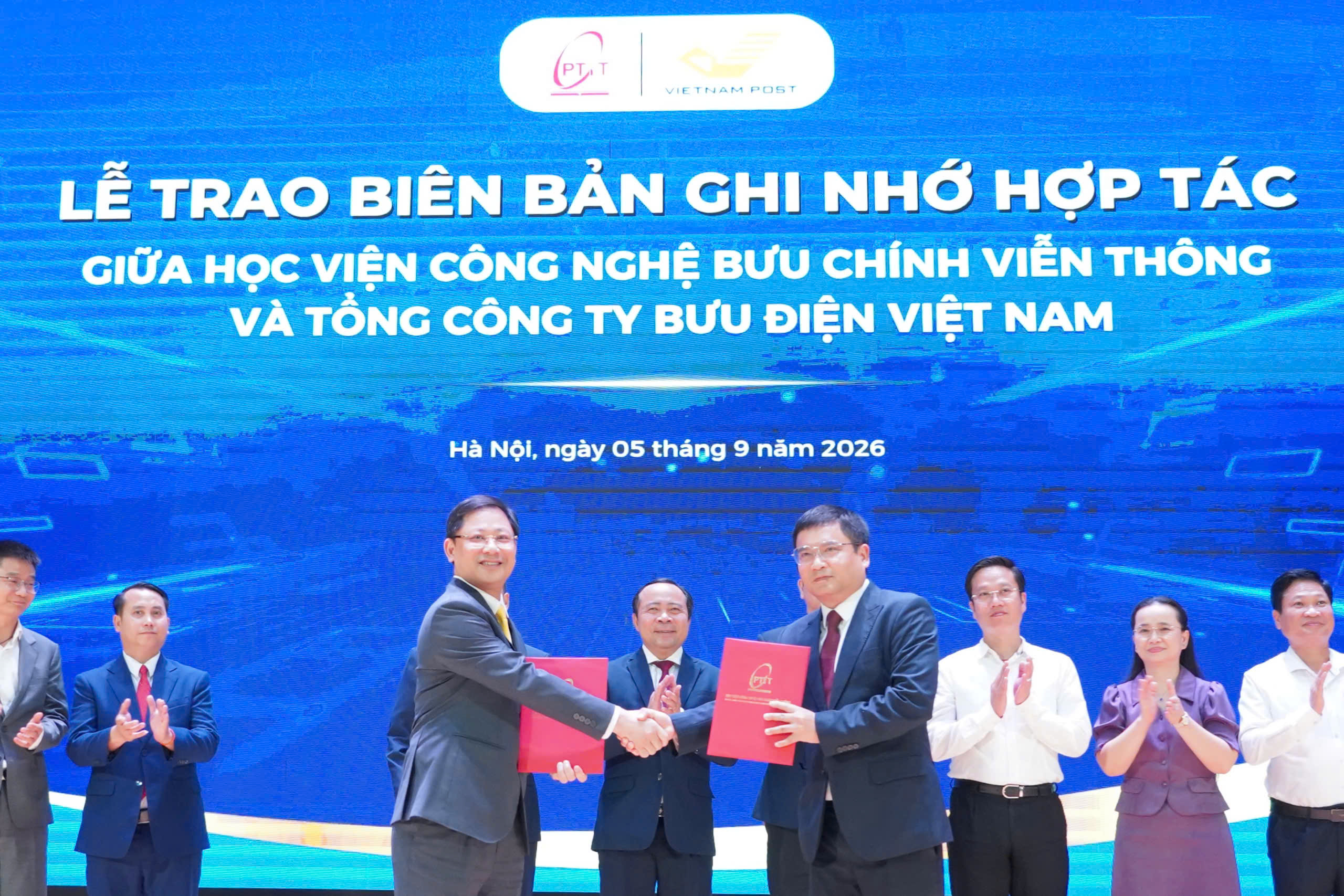 Vietnam Post và PTIT hợp tác gắn đào tạo với nhu cầu thực tế doanh nghiệp