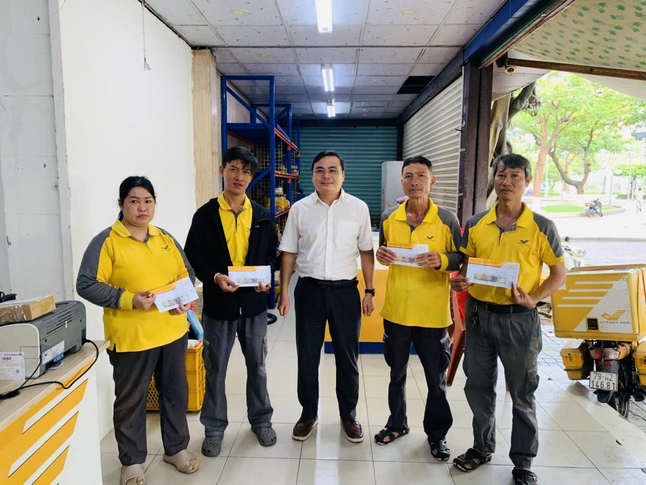 Khánh Hòa: Vinh danh bưu tá có chất lượng phát tốt tháng 8/2026
