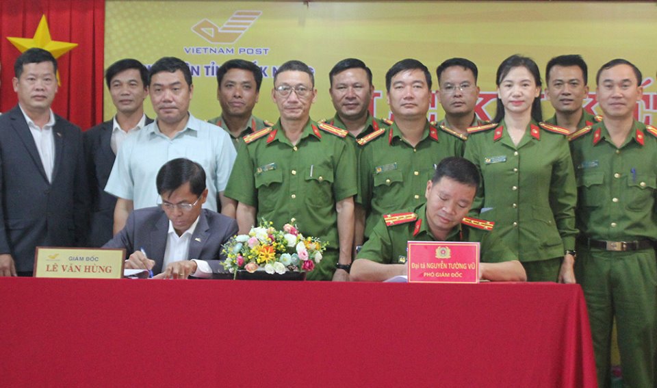 Đắk Nông: Hợp tác cung cấp dịch vụ qua bưu chính công ích