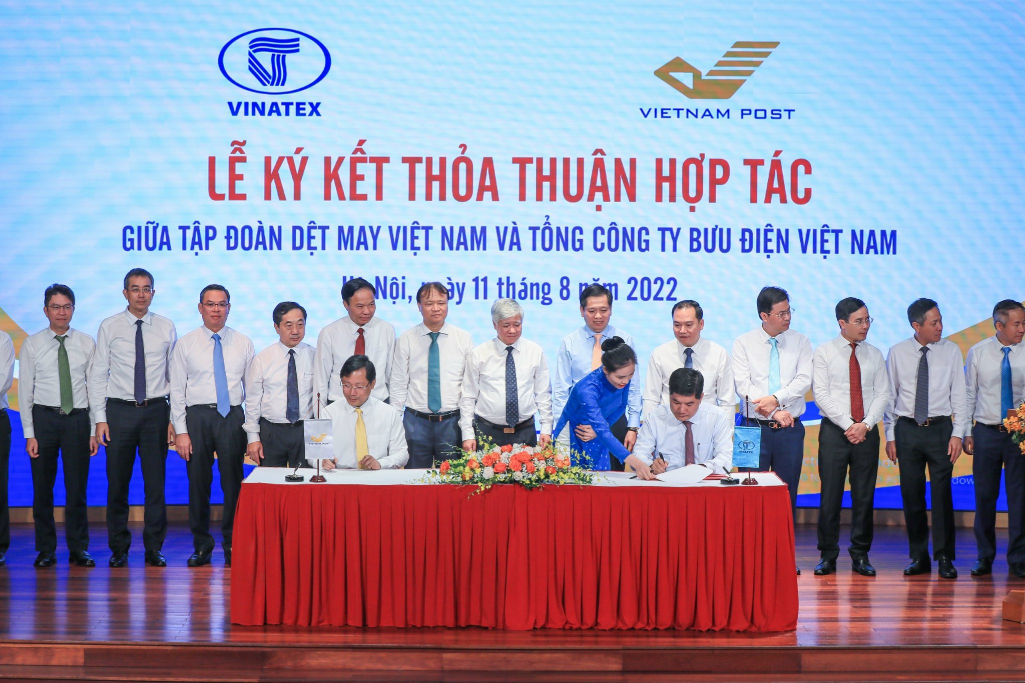 Vietnam Post   Vinatex