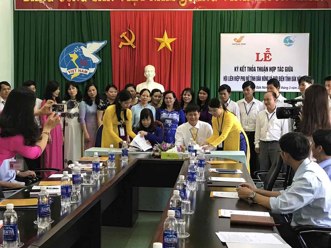 Bưu điện tỉnh Đắk Nông và Hội Liên hiệp phụ nữ tỉnh ký thỏa thuận hợp tác