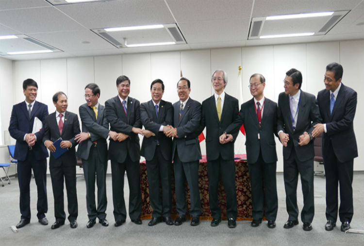 Tổng hợp báo chí ngành Bưu điện ngày 13/07/2015