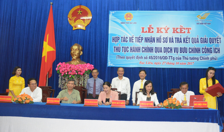 Tổng hợp báo chí ngành Bưu điện ngày 15/11/2017