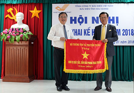 Bưu điện tỉnh Hậu Giang: Cung cấp ngày càng tốt hơn các dịch vụ bưu chính