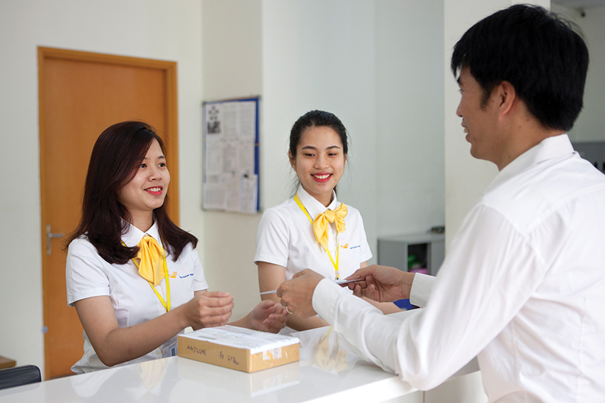 Tri ân lớn cho khách hàng sử dụng dịch vụ chuyển phát quốc tế với các mặt hàng tài liệu