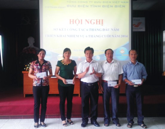 Bưu điện tỉnh Điện Biên: Sơ kết hoạt động sản xuất kinh doanh và tôn vinh lao động giỏi 6 tháng đầu năm 2014