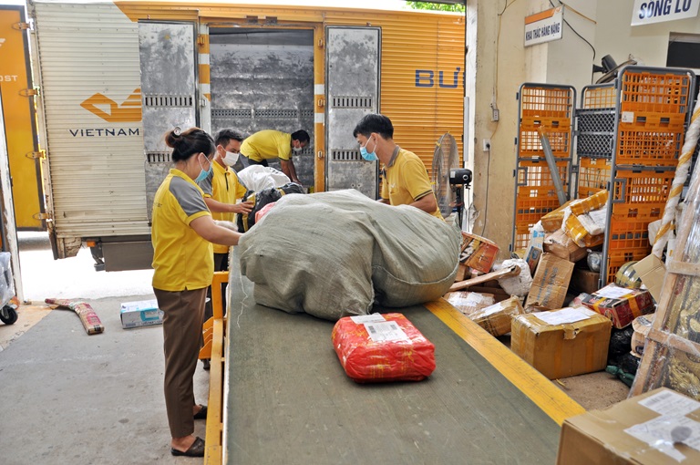 Vĩnh Phúc: Bảo đảm chuyển phát hàng hóa, bưu phẩm an toàn, liên tục