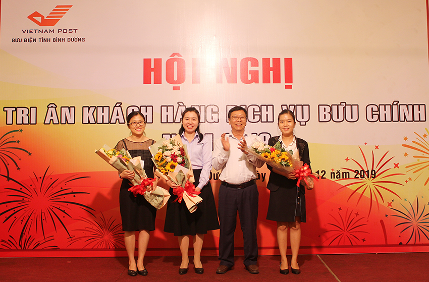 Bưu điện tỉnh Bình Dương tổ chức Hội nghị tri ân khách hàng