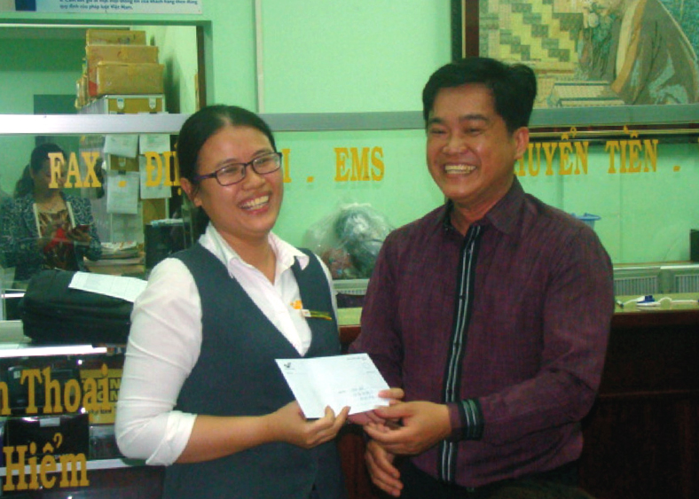 Bưu điện tỉnh Đồng Tháp: Doanh số bảo hiểm ô tô, xe máy tăng trưởng mạnh trong Quý I