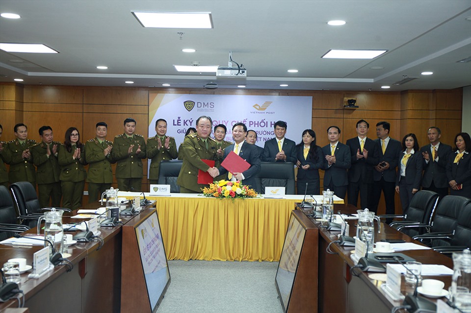 Tổng hợp báo chí ngành Bưu điện ngày 24/12/2020