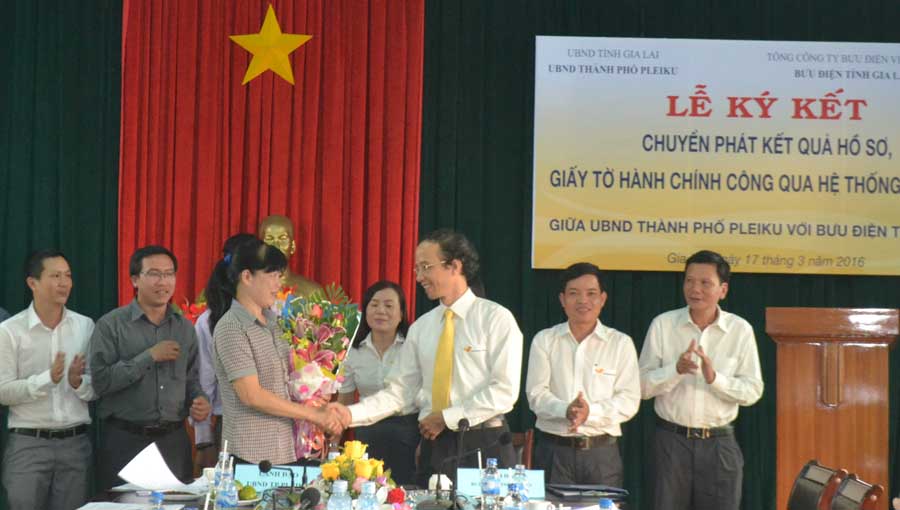 Tổng hợp báo chí ngành Bưu điện ngày 18/03/2016