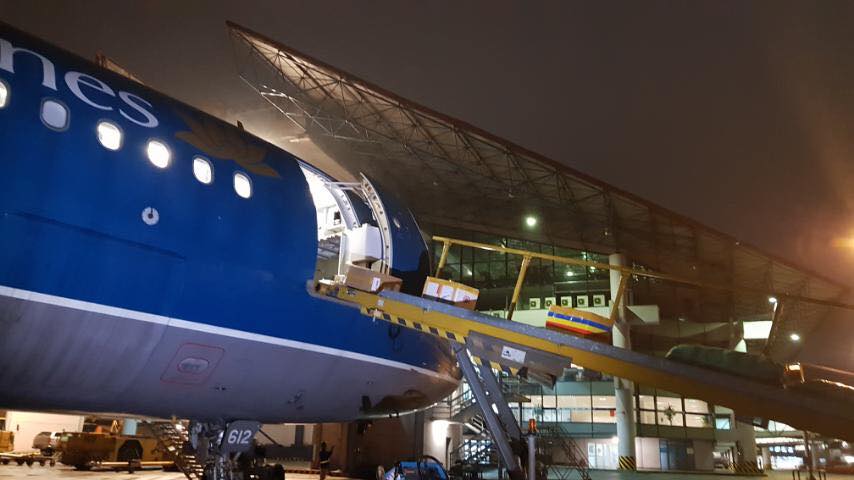 Vietnam Post thuê nguyên chuyến máy bay của Vietnam Airlines vận chuyển hàng hóa phục vụ mùa dịch