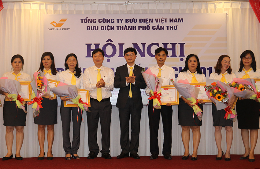 Bưu điện TP Cần Thơ tổ chức Hội nghị Người lao động và triển khai kế hoạch năm 2018
