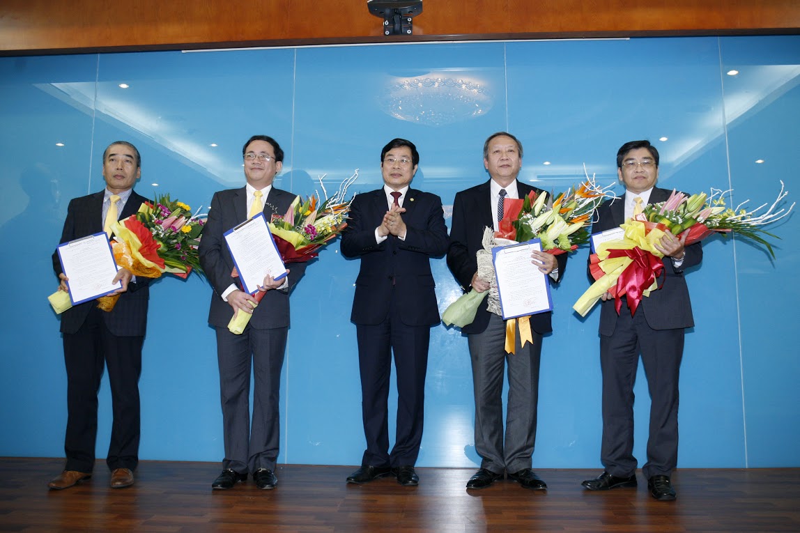 Bộ Thông tin và Truyền thông bổ nhiệm Hội đồng Thành viên Tổng công ty Bưu điện Việt Nam