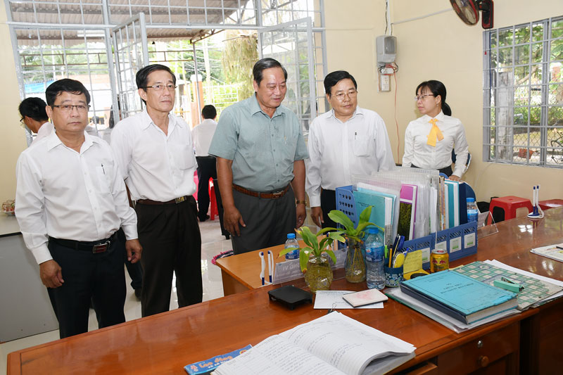 Tổng hợp báo chí ngành Bưu điện ngày 24/08/2018