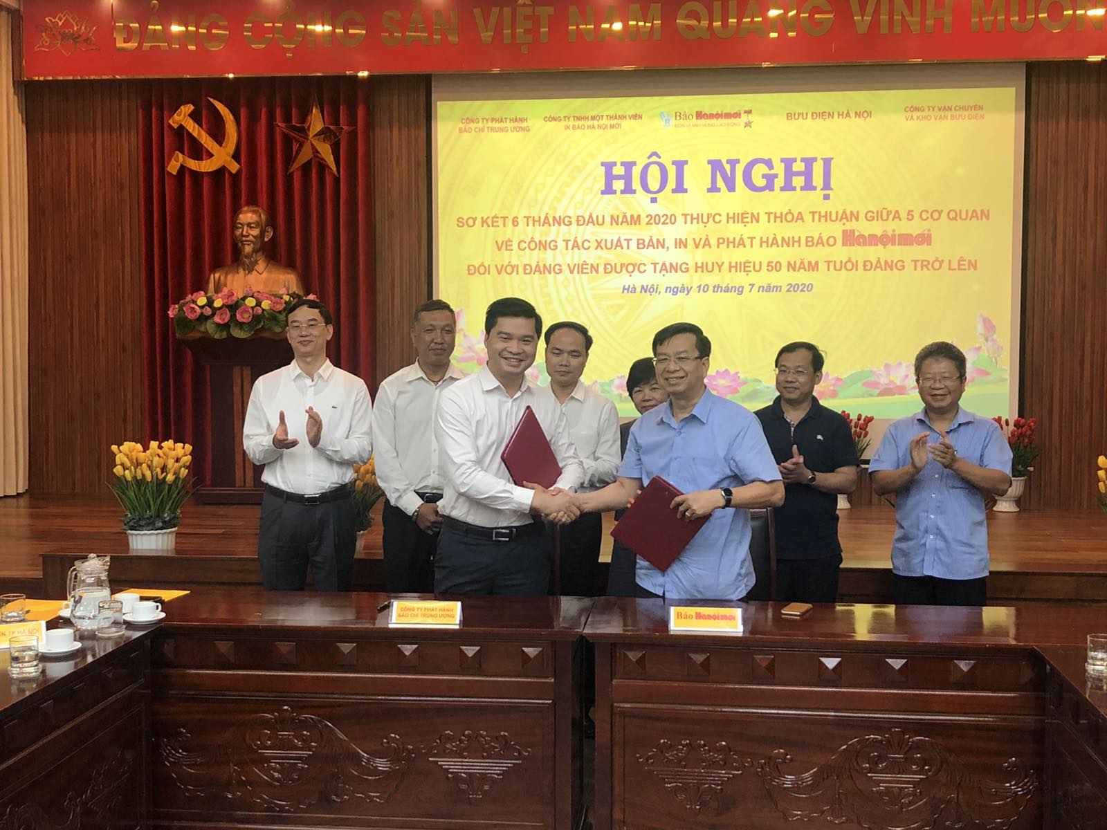 Đánh giá kết quả 6 tháng đầu năm việc thực hiện thỏa thuận giữa 5 cơ quan về công tác xuất bản, in và phát hành báo Hà Nội Mới