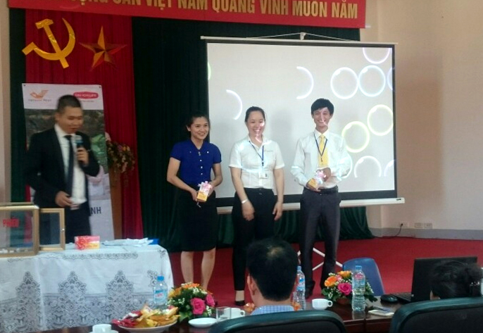 Bưu điện Lai Châu tổ chức hội nghị khách hàng bảo hiểm nhân thọ 
