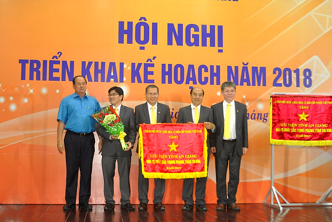 Tổng hợp báo chí ngành Bưu điện ngày 16/01/2018