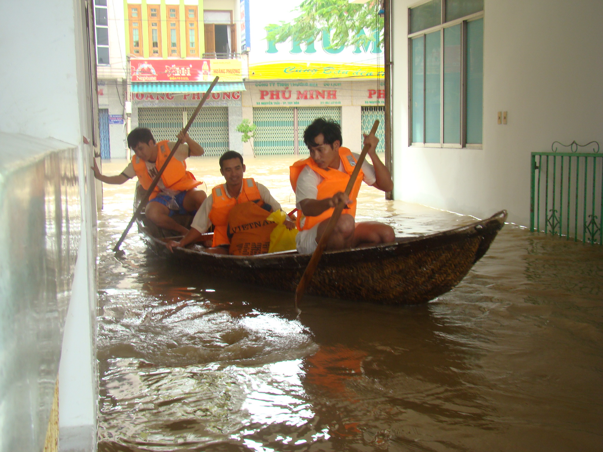 Chủ động sẵn sàng trước mùa mưa bão