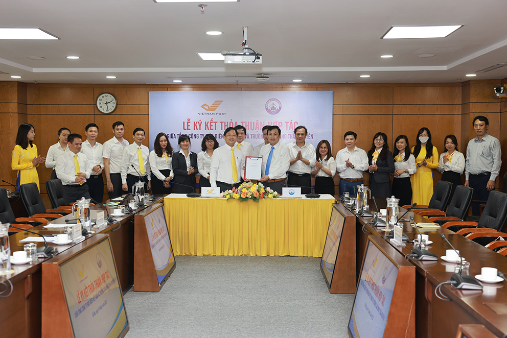 Bưu điện Việt Nam ký thỏa thuận hợp tác toàn diện với Trường Cao đẳng Thái Nguyên