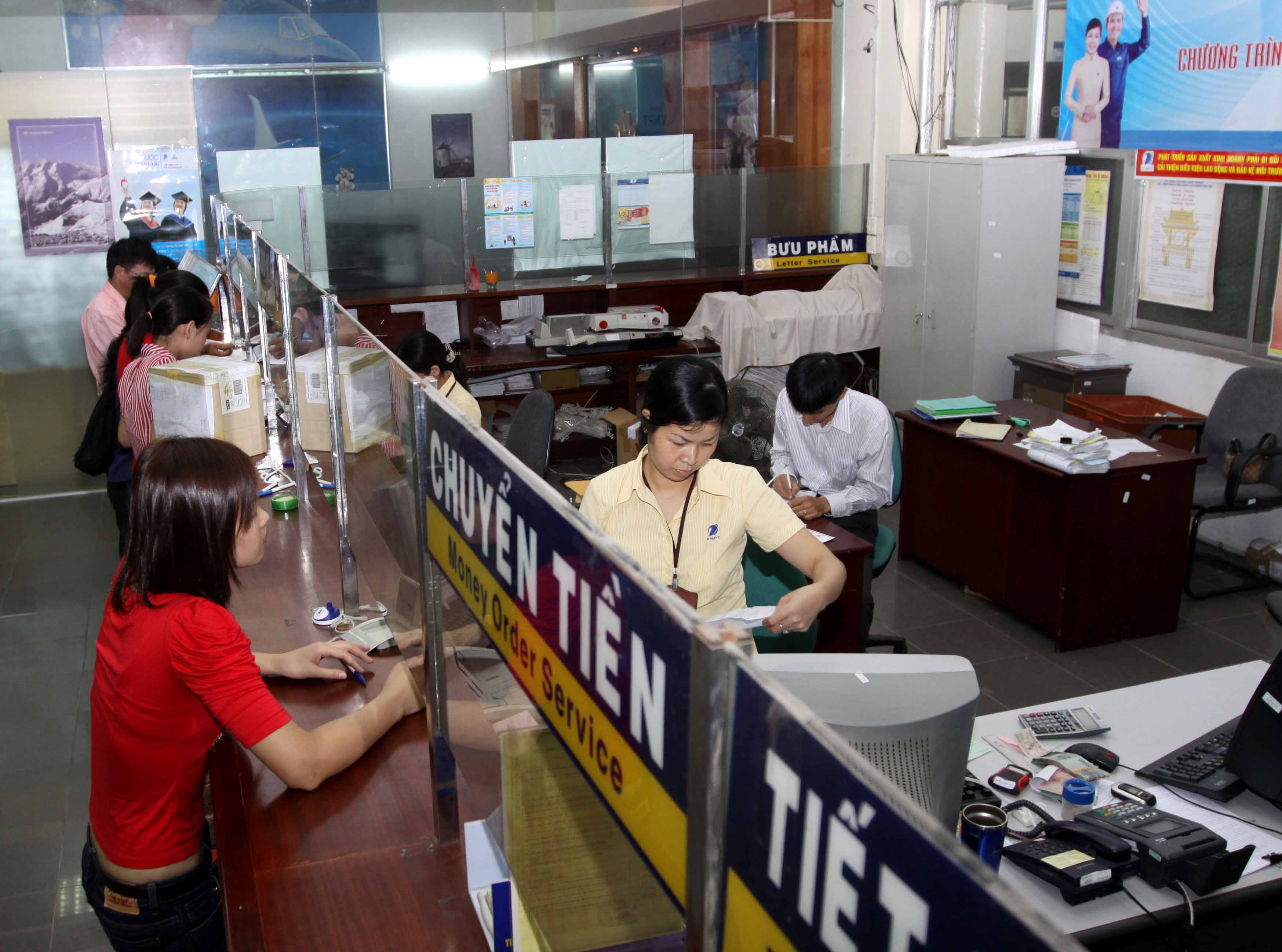 Bưu điện Việt Nam ra mắt Dịch vụ Chuyển tiền nhanh PayPost