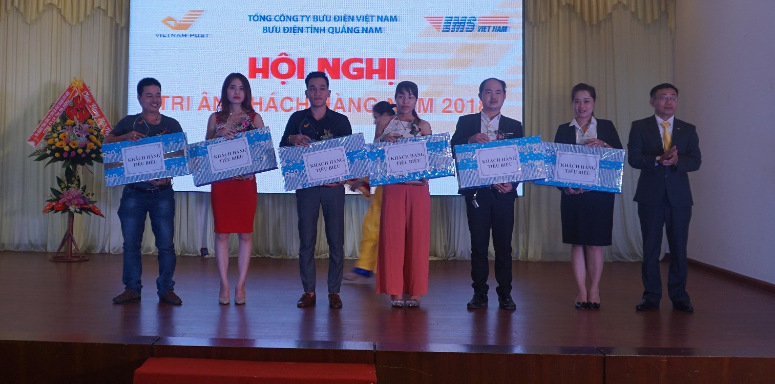 Bưu điện tỉnh Quảng Nam tri ân khách hàng