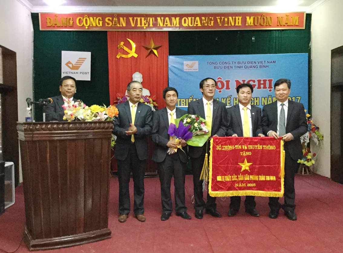 Bưu điện tỉnh Quảng Bình phấn đấu doanh thu tăng trưởng 22% so với năm 2016 