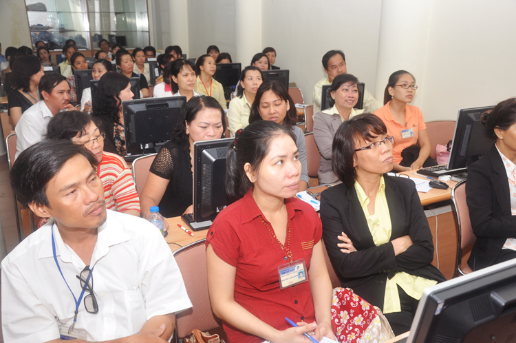 Bưu điện TP Hồ Chí Minh tổ chức đợt tập huấn cao điểm cho 2.400 CBCNV  