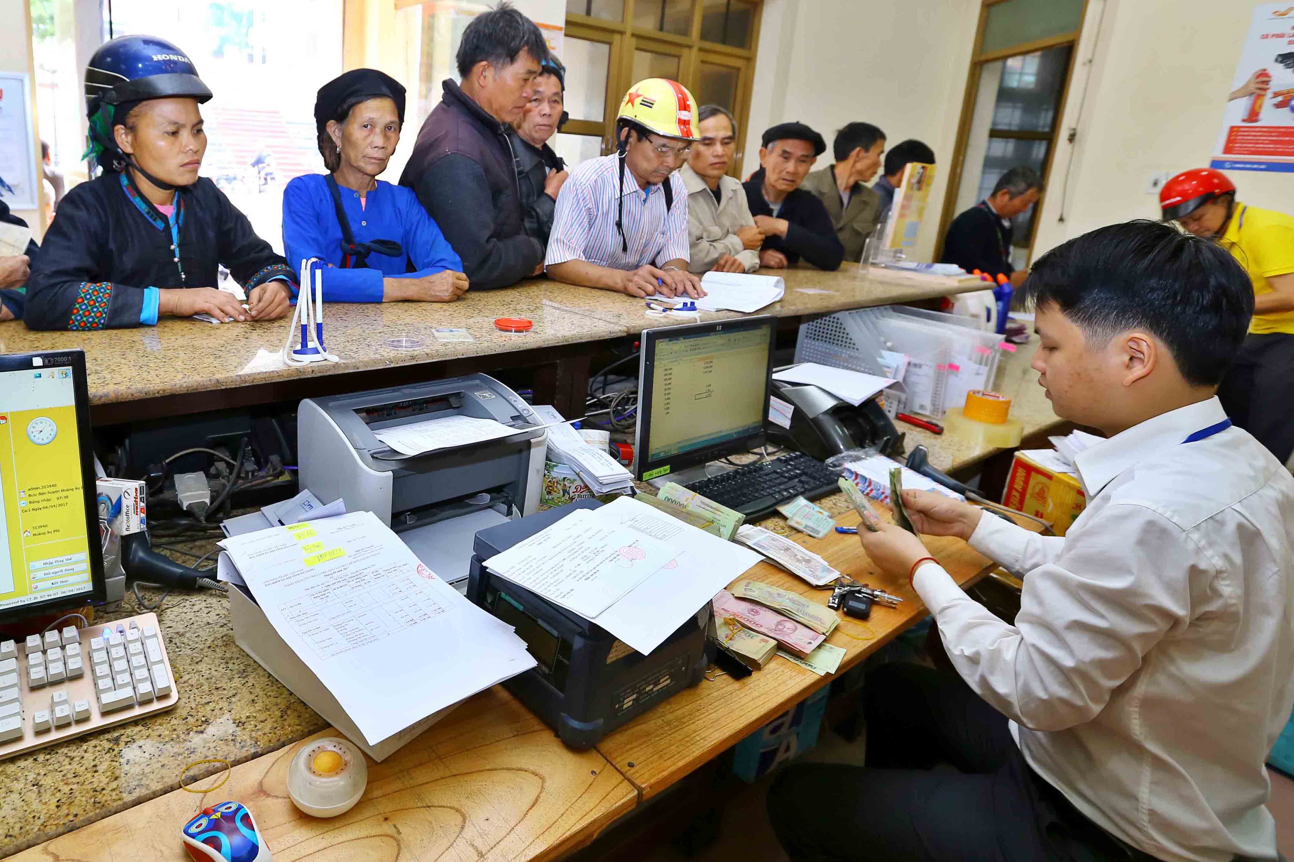 New regulations on payment services not through customer's accounts 