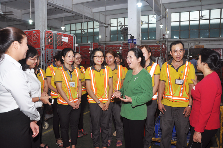 Lãnh đạo TP. Hồ Chí Minh thăm, chúc tết CBCNV Bưu điện 