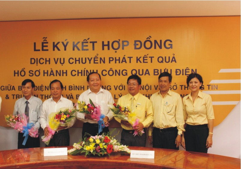 Bưu điện tỉnh Bình Dương triển khai dịch vụ chuyển phát hồ sơ hành chính công tại địa chỉ với Sở Nội vụ, Sở Thông tin và Truyền thông, Ban Quản lý các khu công nghiệp