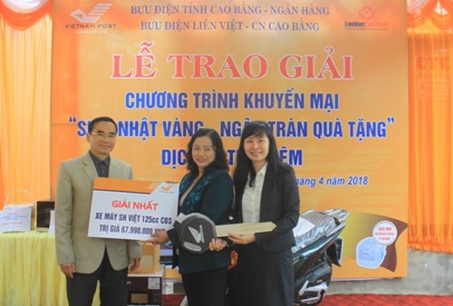 Bưu điện tỉnh Cao Bằng: Trao thưởng chương trình tiết kiệm "Sinh nhật vàng - Ngập tràn quà tặng"