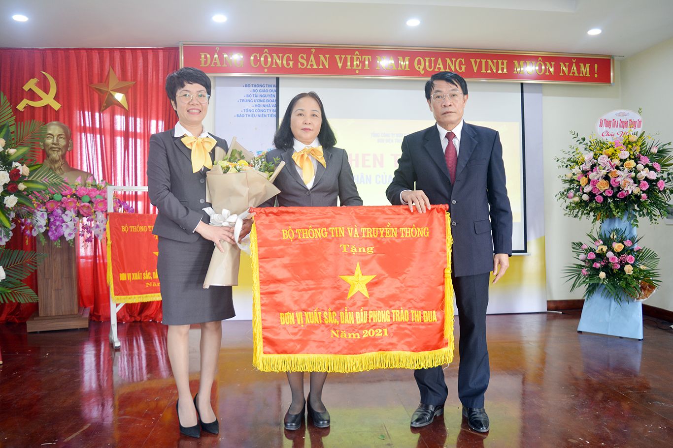 Bưu điện tỉnh Vĩnh Phúc nỗ lực hoàn thành nhiệm vụ trọng tâm năm 2021