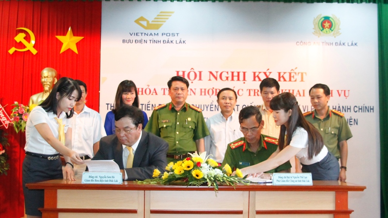 Tổng hợp báo chí ngành Bưu điện ngày 12/07/2016 