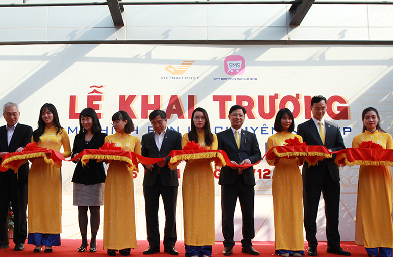 Vietnam Post launches a professional retail model - Postmart