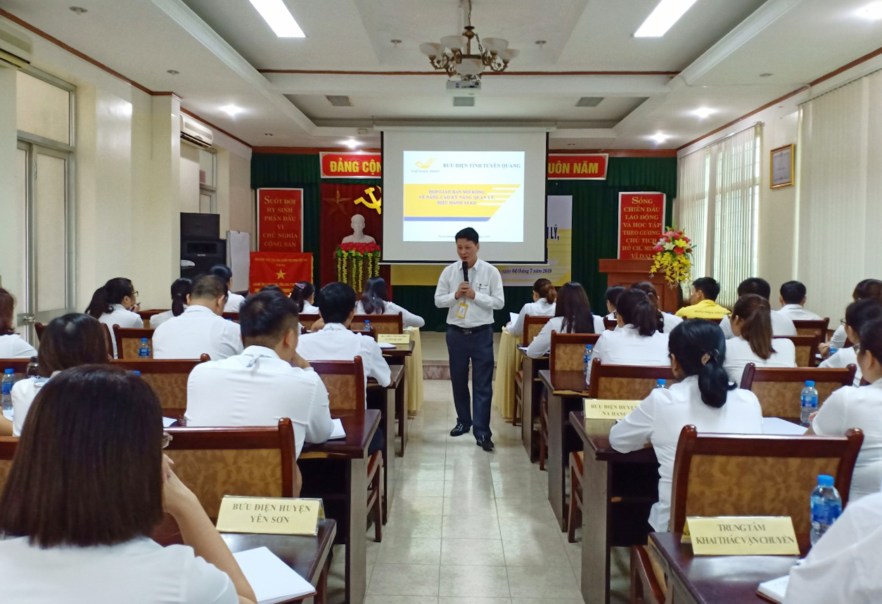Bưu điện tỉnh Tuyên Quang đào tạo kỹ năng quản lý điều hành sản xuất kinh doanh cho cán bộ chủ chốt