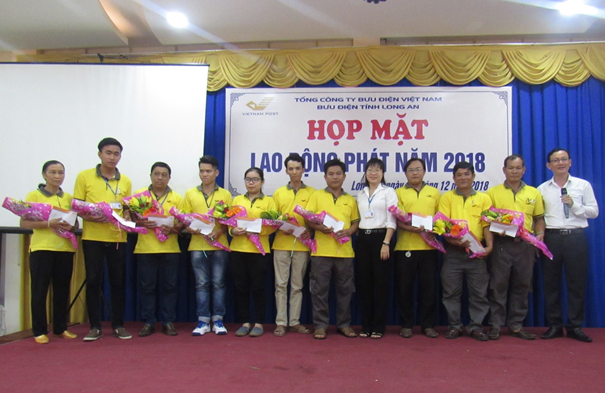 Bưu điện tỉnh Long An tổ chức gặp mặt cuối năm cho lực lượng lao động phát